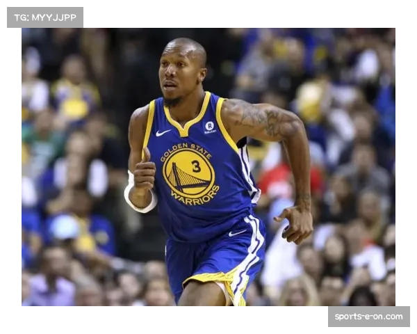 青岛94-90胜天津,大卫詹姆斯29分18篮板统治内线